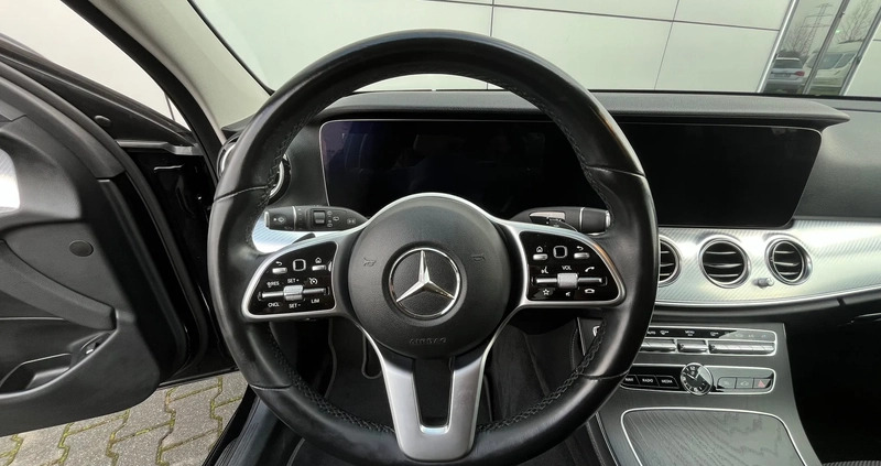 Mercedes-Benz Klasa E cena 129899 przebieg: 186954, rok produkcji 2020 z Rybnik małe 781